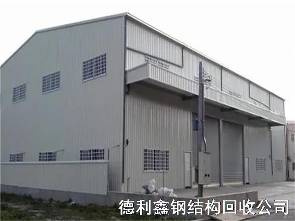 鋼結構廠房要定期清潔維護